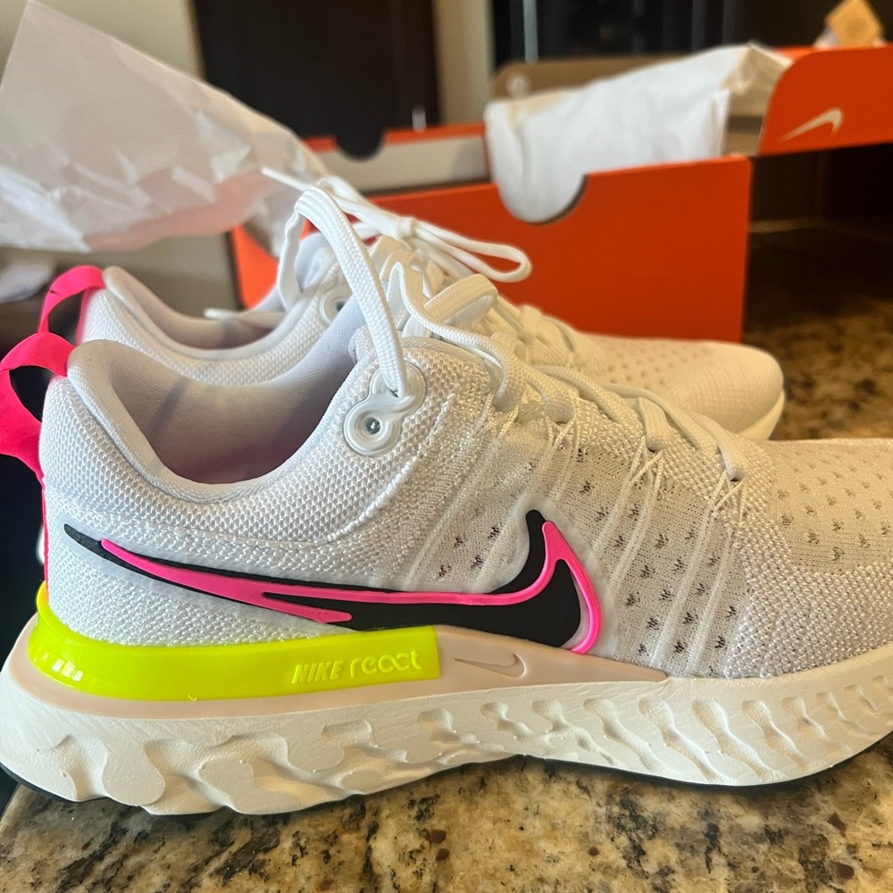 Nike React Infinity Run Flyknit 2